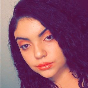 Meet your Posher, Brisa